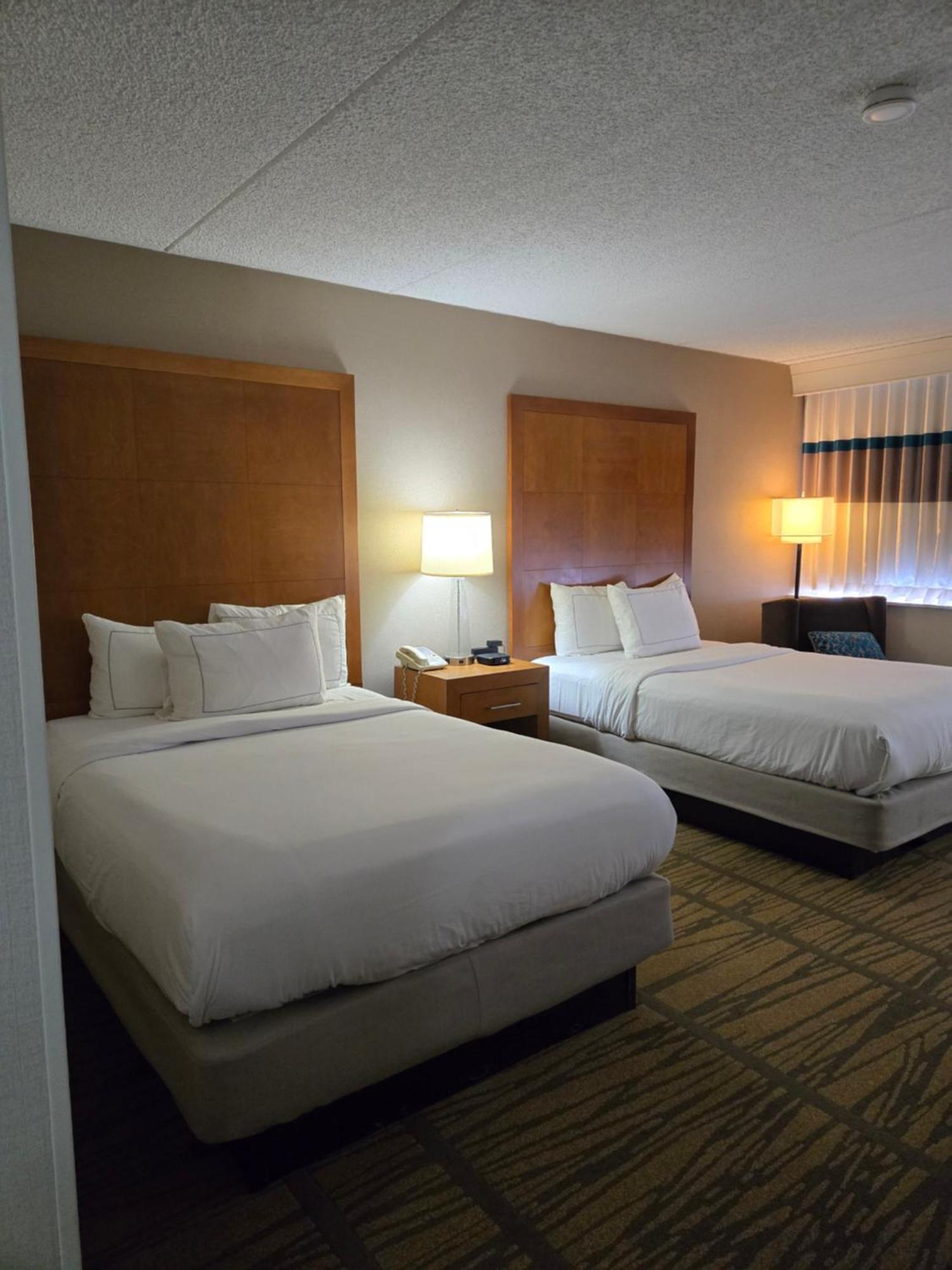 Doubletree By Hilton Rochester Henrietta Esterno foto