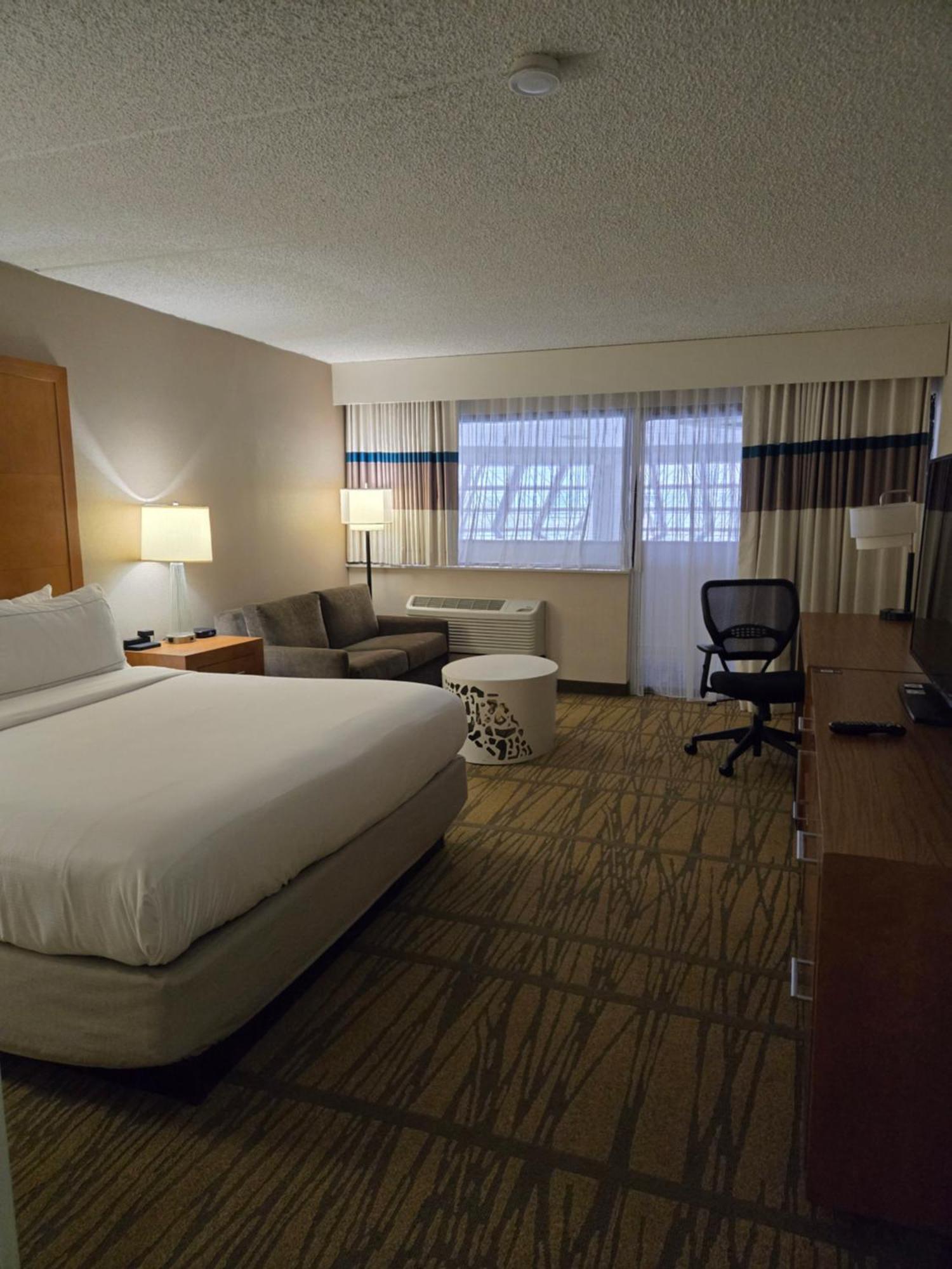 Doubletree By Hilton Rochester Henrietta Esterno foto